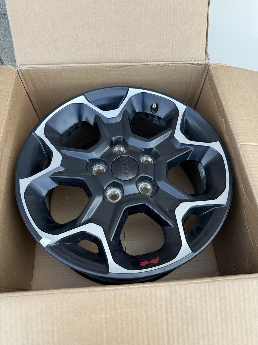 Set of 5 OEM 17-Inch Wheels for Jeep Wrangler and Gladiator