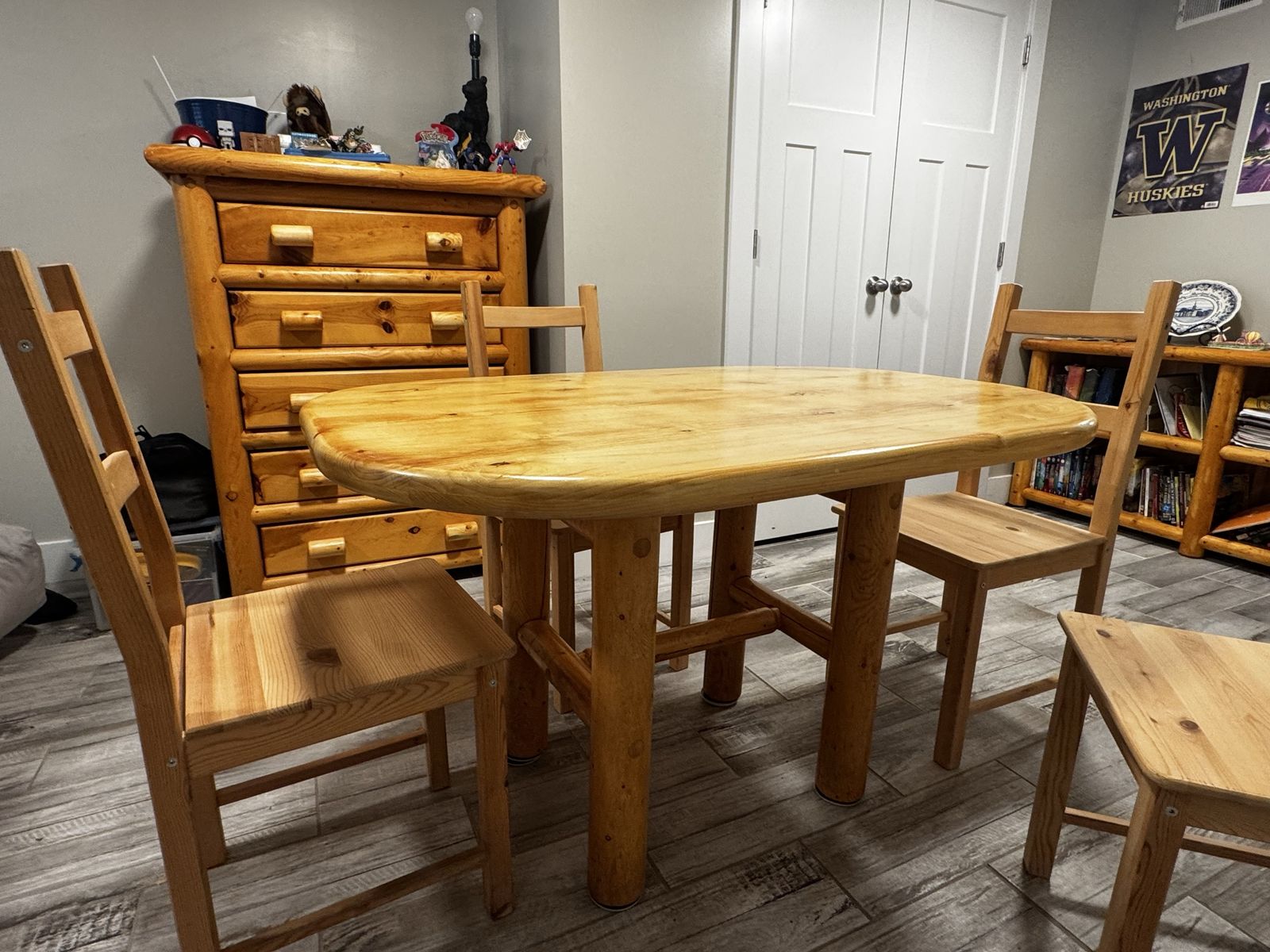 Solid Wood Dining Table with 4 Chairs - Rustic Knotty Pine