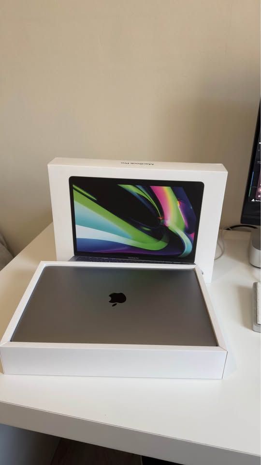 MacBook Pro M2 2022