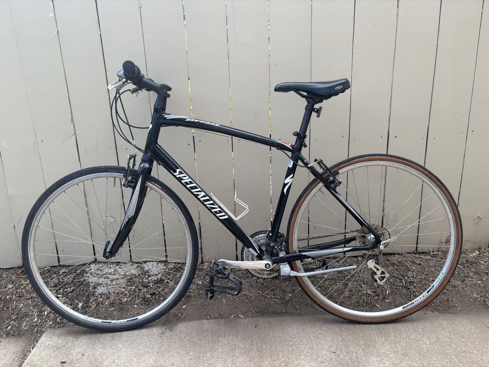 2009 Specialized Sirrus Bicycle (Large)