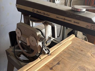 Black & Decker Deluxe Power Shop Radial Arm Saw - Used, Good Working Condition