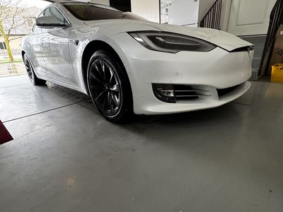 2020 Tesla Model S Long Range