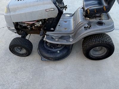 Craftsman LT1500 riding lawnmower 17.5 hp