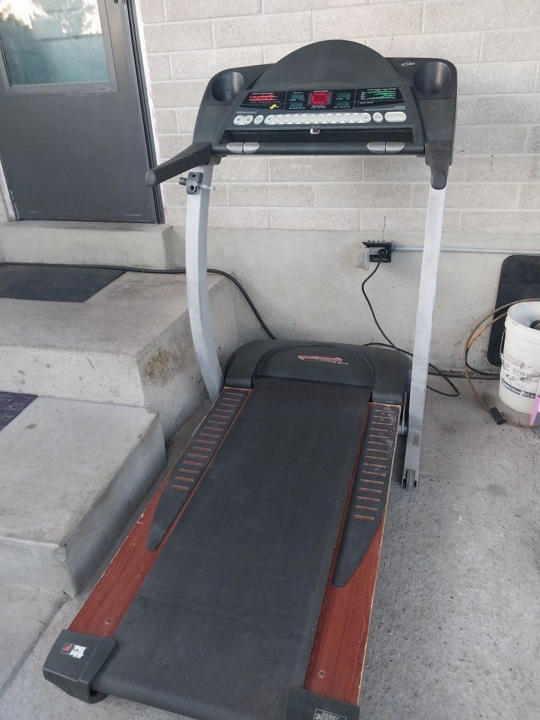 pro form treadmill