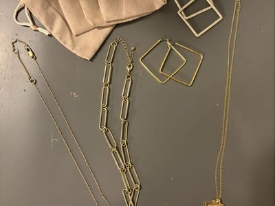 Uncommon James Jewlery and Dainty Necklace is Madewell