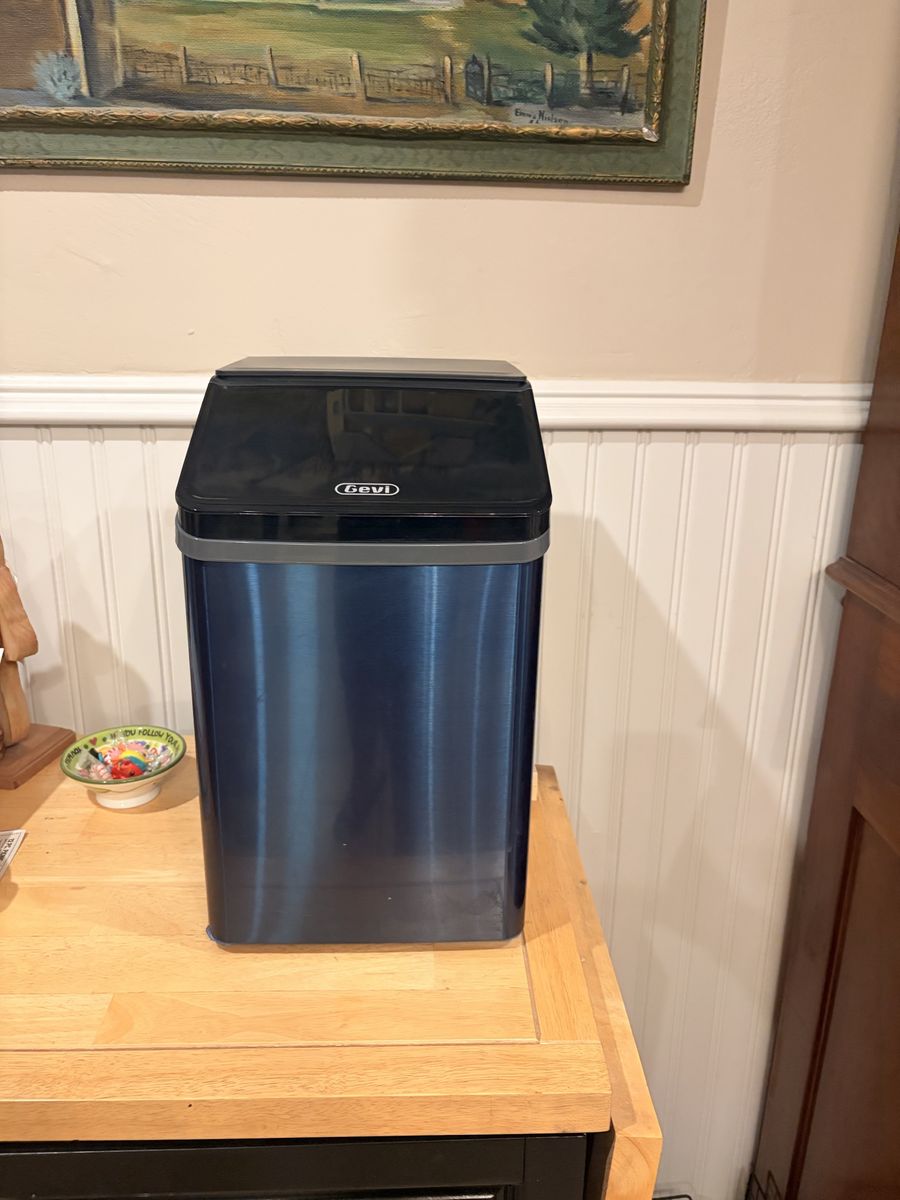 Gevi Household Ice Maker in Blue - Countertop, Quick Ice Production, UsedGood Condition