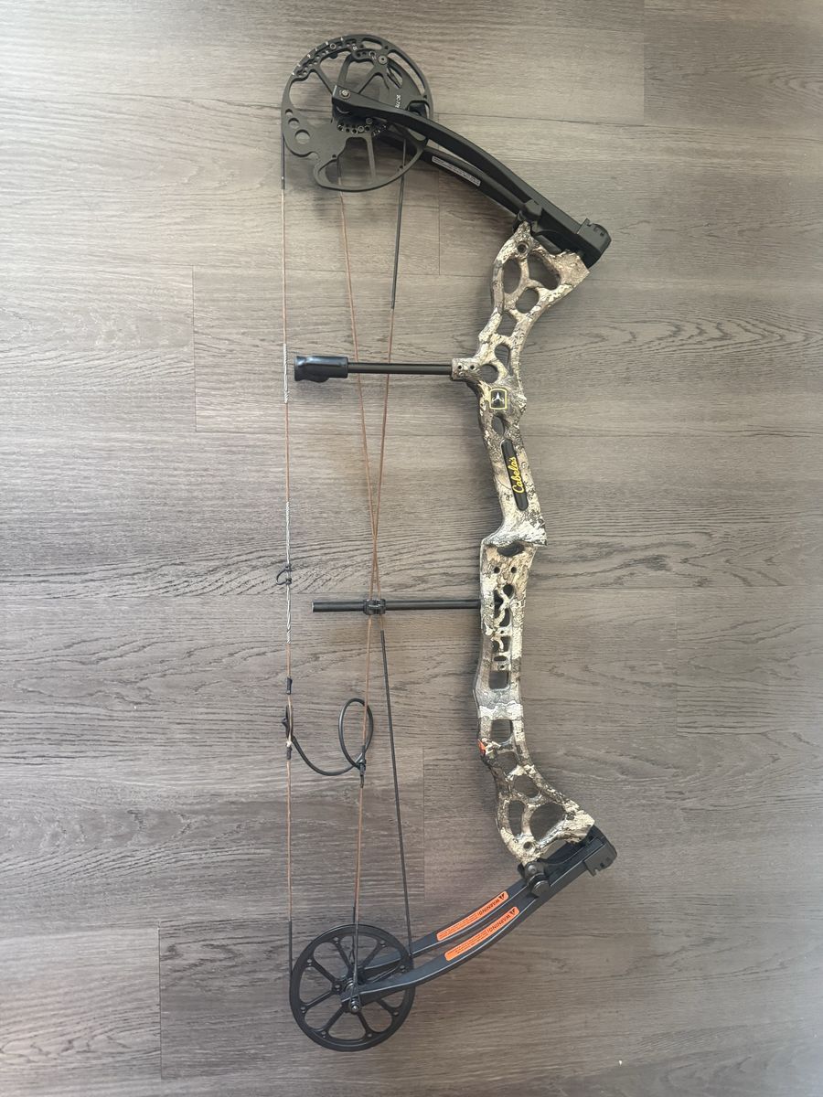 Cabelas Compound Bow