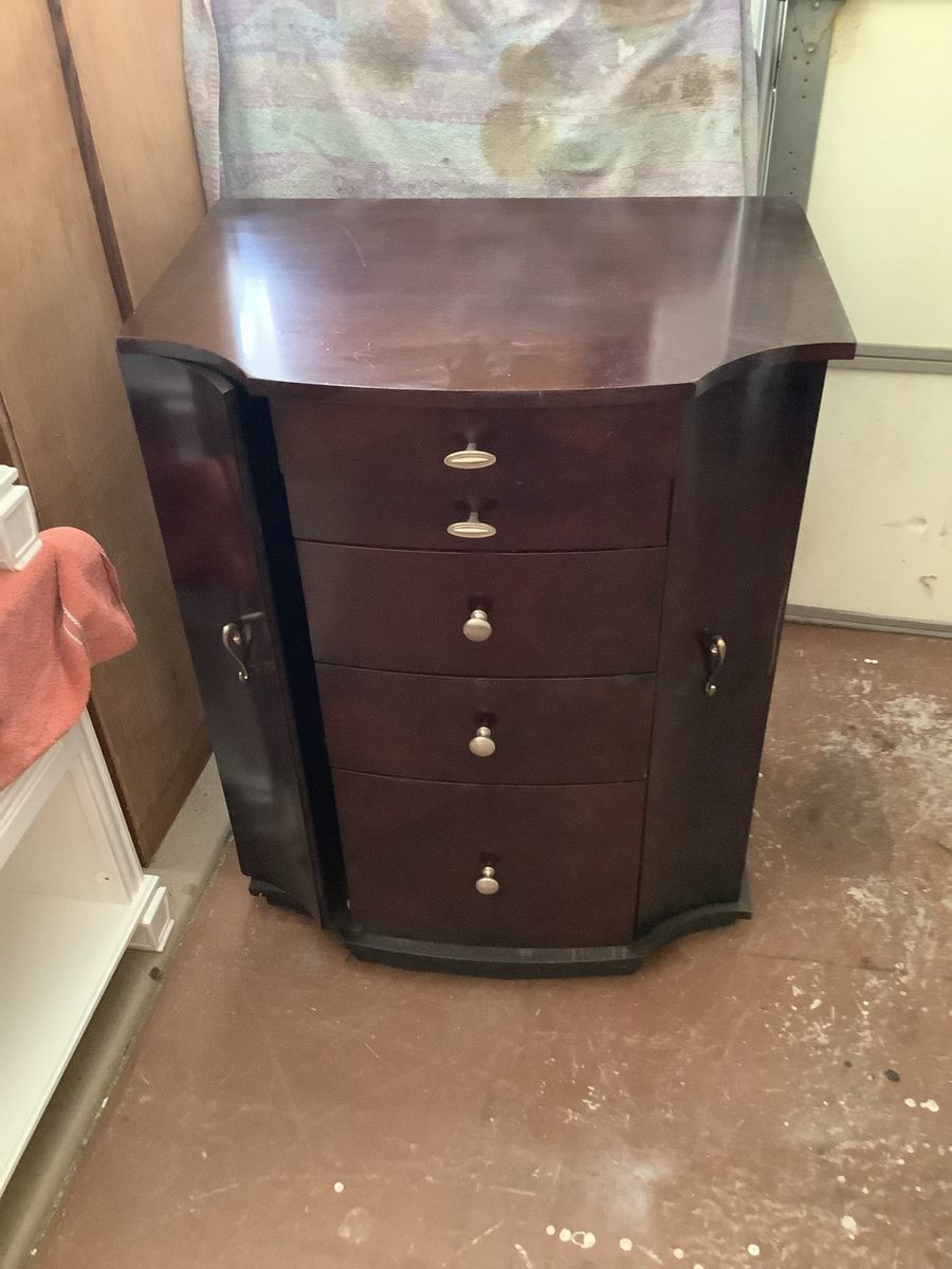 Beautiful Buffet Table 