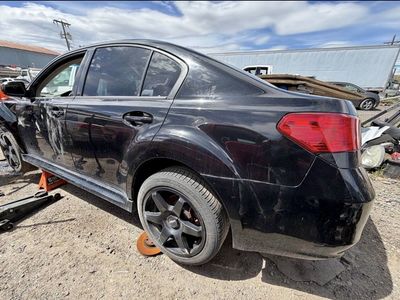 Subaru legacy 2.5T for parts MT
