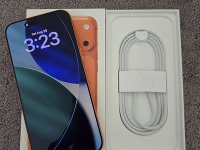 iPhone 17 Pro Max - 512GB (Mint Condition / Purchased at Apple Store)