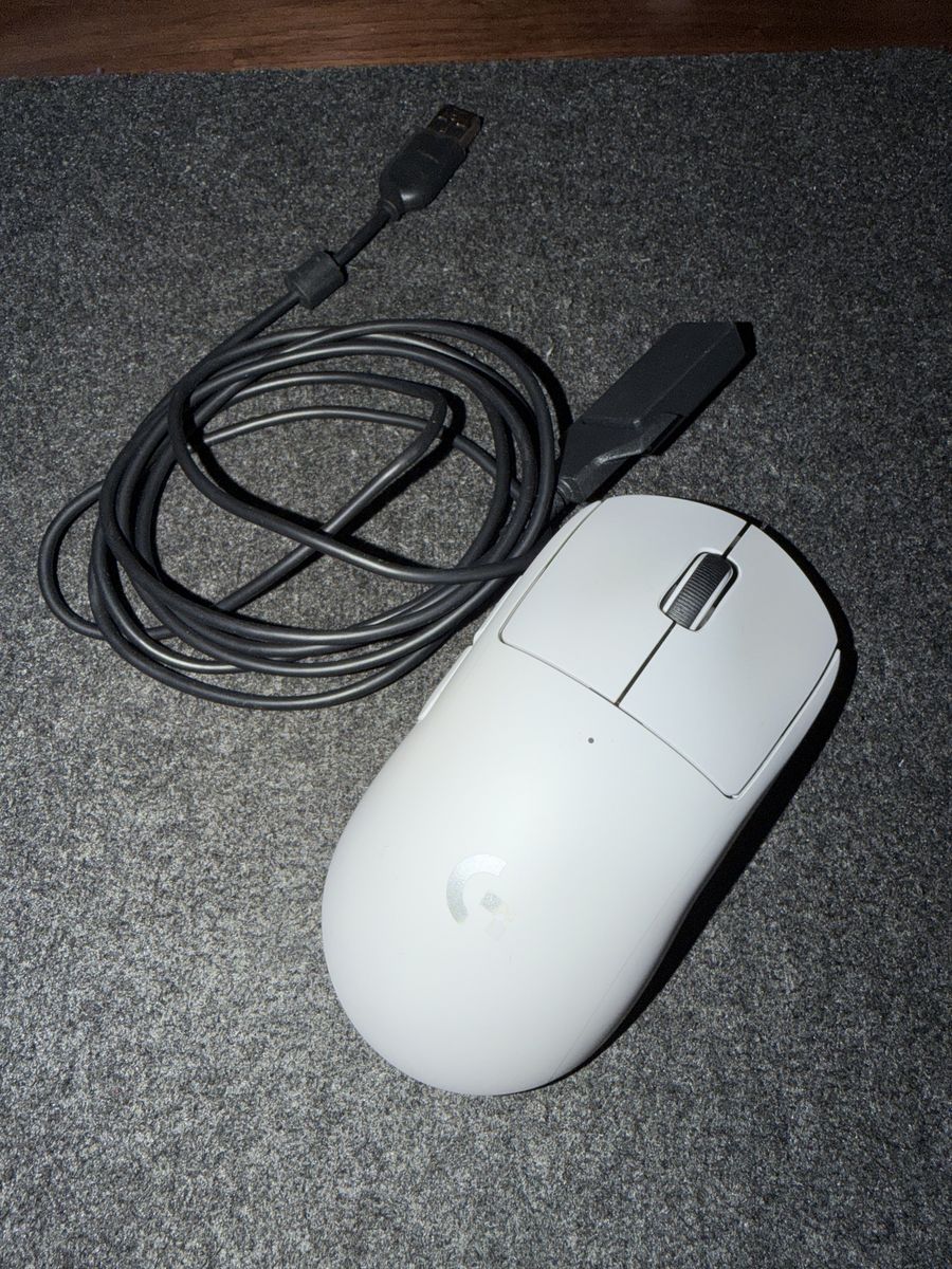 Logitech G Pro X Superlight Wireless Gaming Mouse - White v1