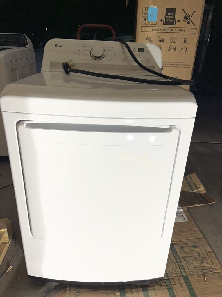 LG DLE7000W 7.3 CU FT Electric Dryer