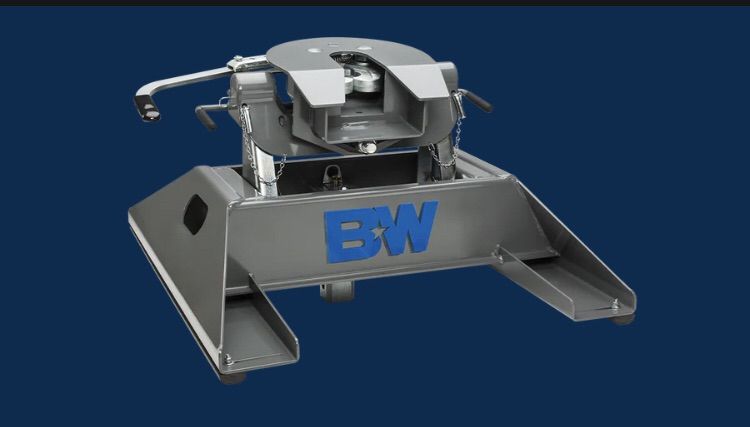 B&W Companion 5th Wheel Hitch NEW Complete