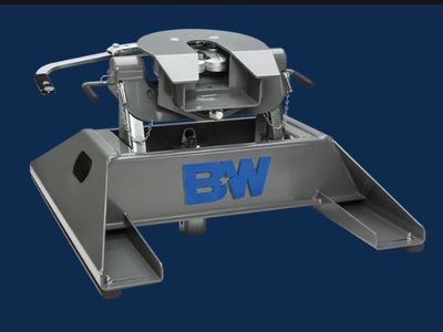 B&W Companion 5th Wheel Hitch NEW Complete