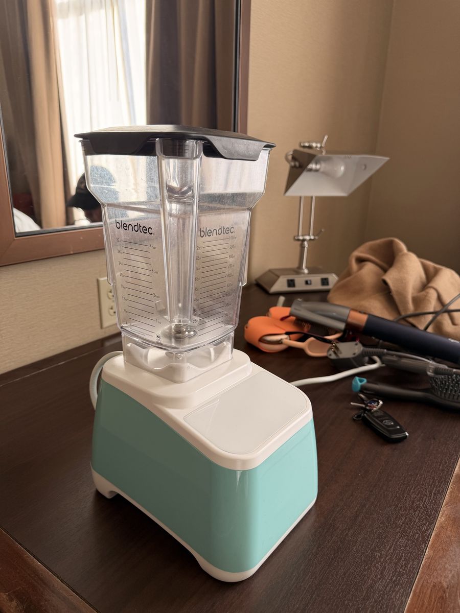 Blendtec Designer 625 - blender turquesa