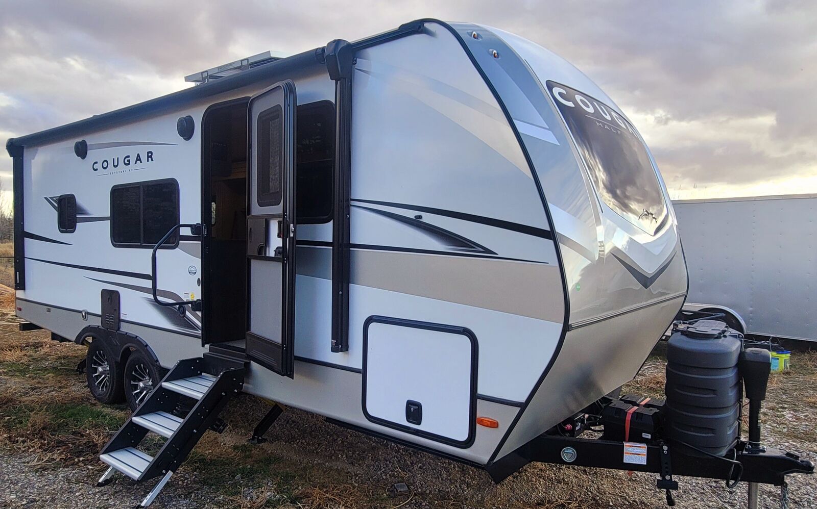 2025 Keystone Cougar