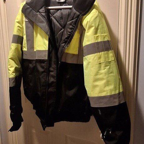 Safety Coat...Mostly New... wore twice🤷‍️