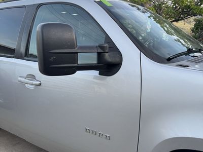 2010 Chevy suburban Tahoe side mirrors