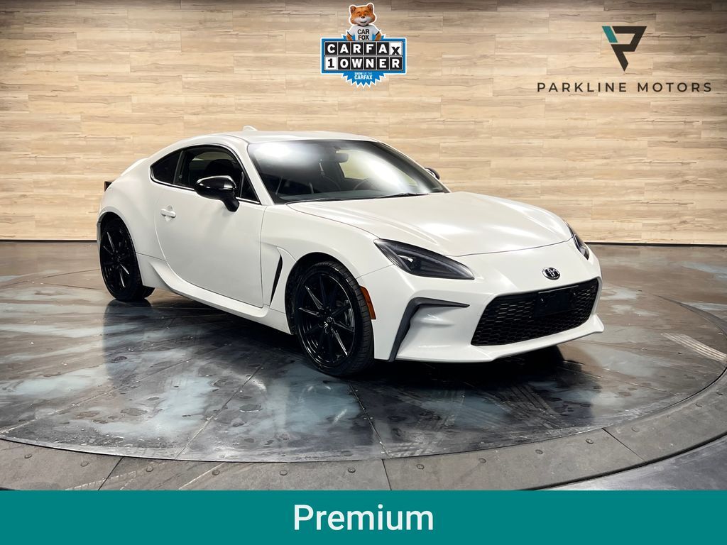 2024 TOYOTA GR86 Premium