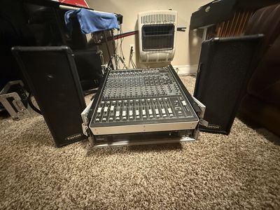 Mackie 16-Channel PA / Recording System