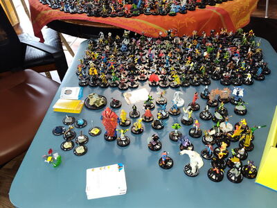 Heroclix lot