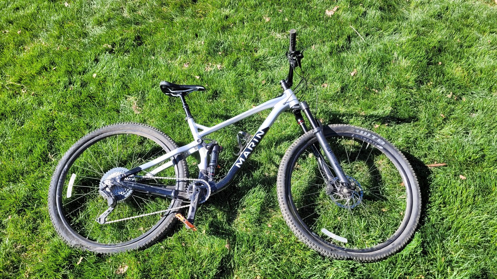 Marin Rift Zone 3 29" Full Suspension Mountain Bike with Dropper Post