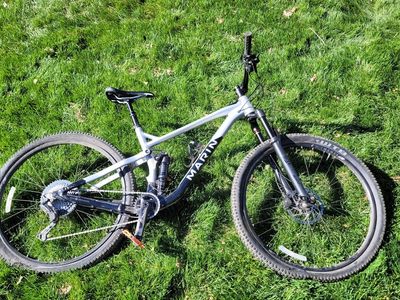 Marin Rift Zone 3 29" Full Suspension Mountain Bike with Dropper Post