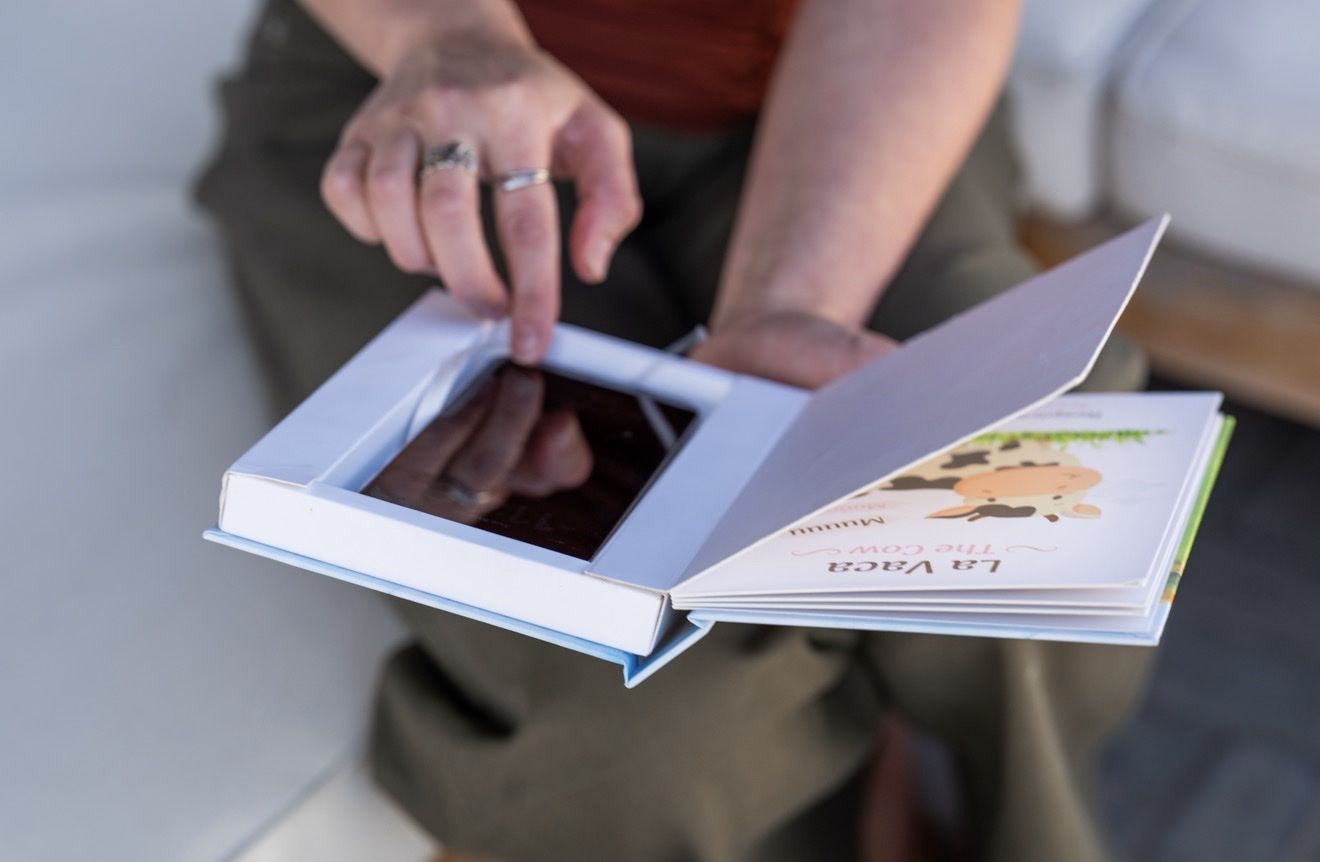 Kids Book that hides your phone so your kids don’t see you on it as much!