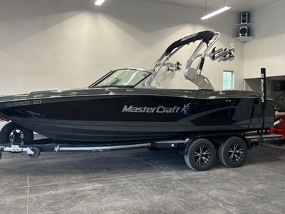 *BEAUTIFUL* 2017 Mastercraft X10 Surf Boat