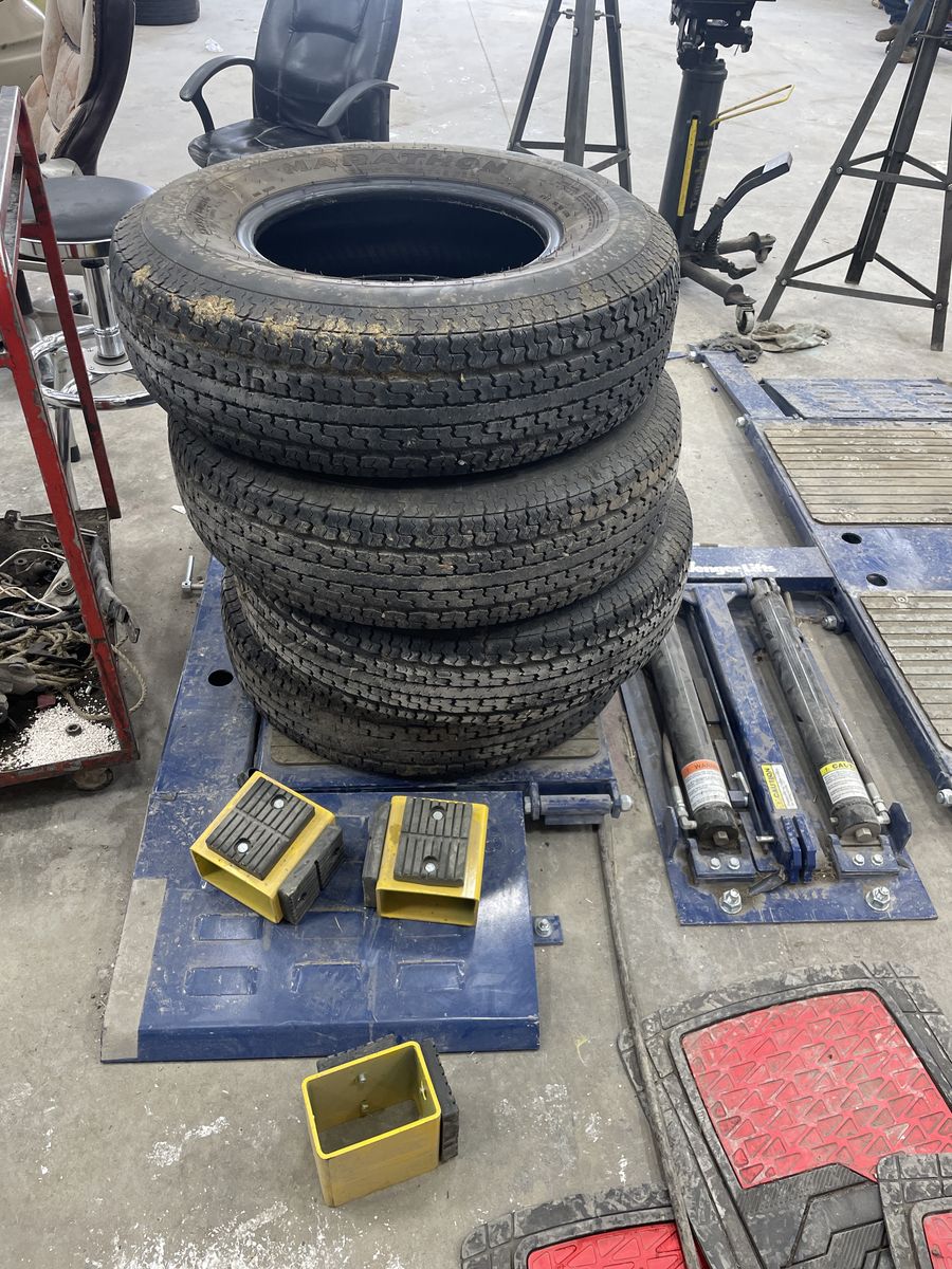 4 st 235 80 16 trailer tires