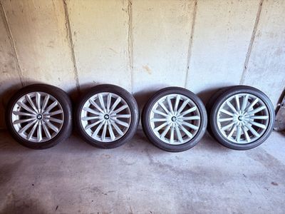 19” BMW WHEELS WITH NEW TIRES 245/45/19