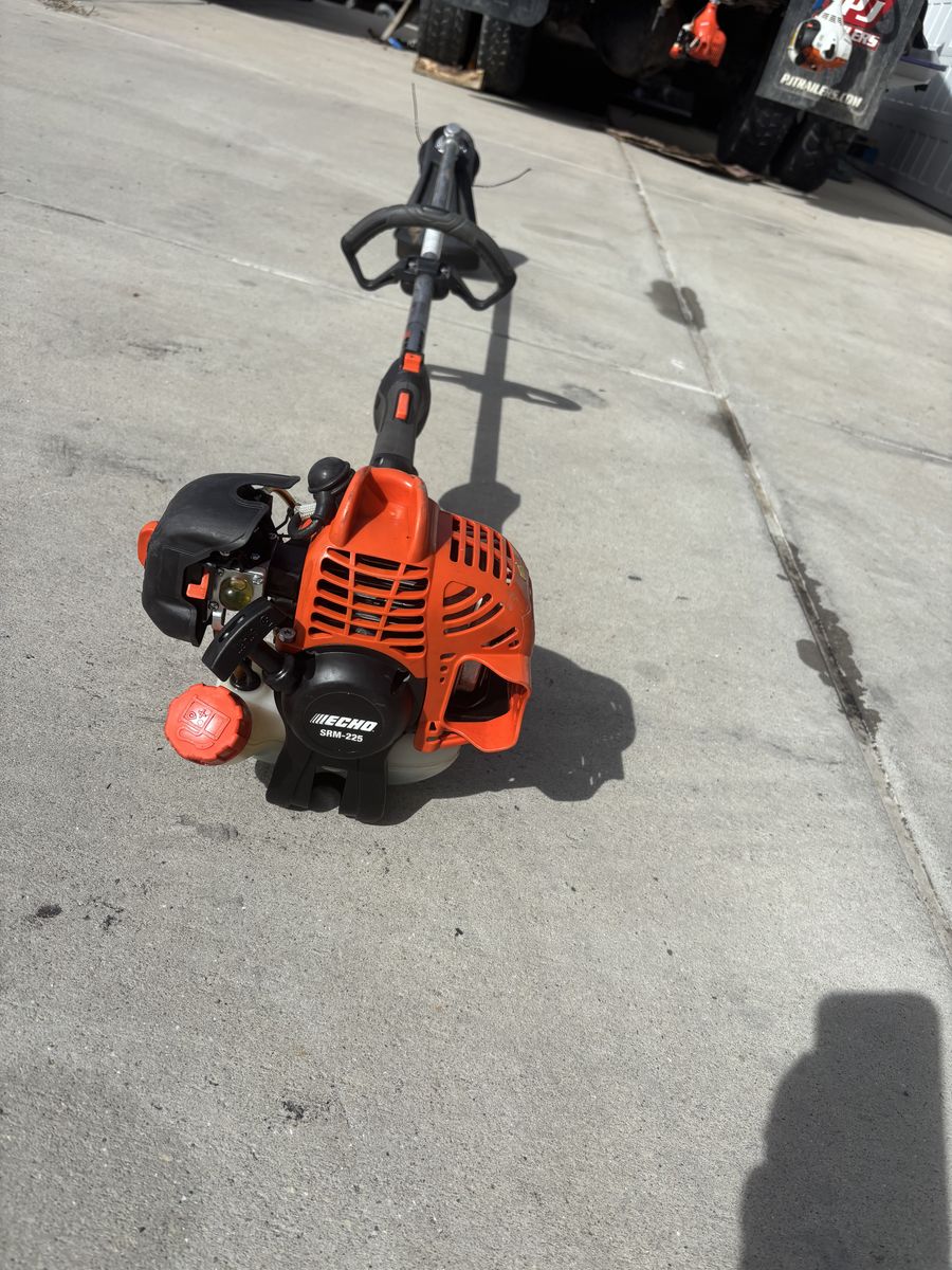 Echo SRM-225 Trimmer
