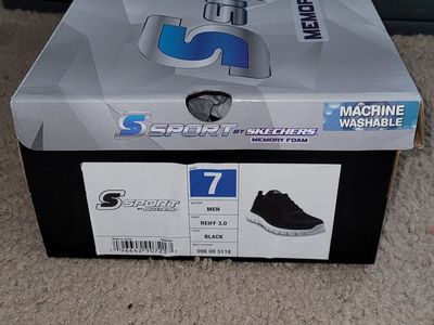 New Kids shoes size 7 Sports Skechers