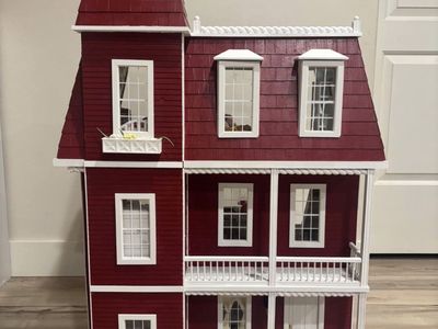 Victorian doll house