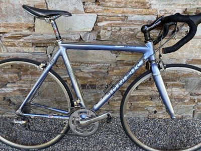 Trek Madone 5.9 Full Carbon road bike