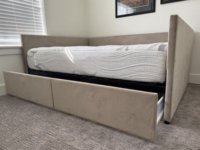 Daybed For Free