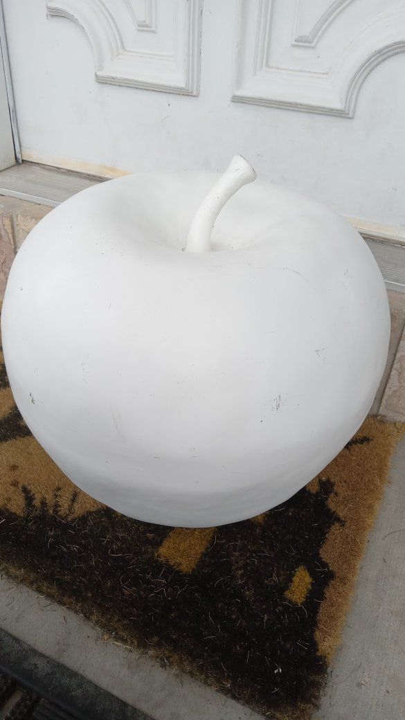Main image 2