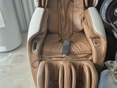 Full body Zero gravity massage chair