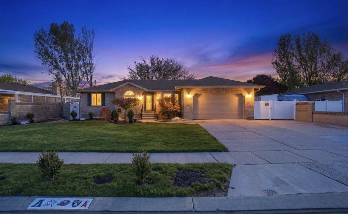 South Jordan 4 bedroom basement apt