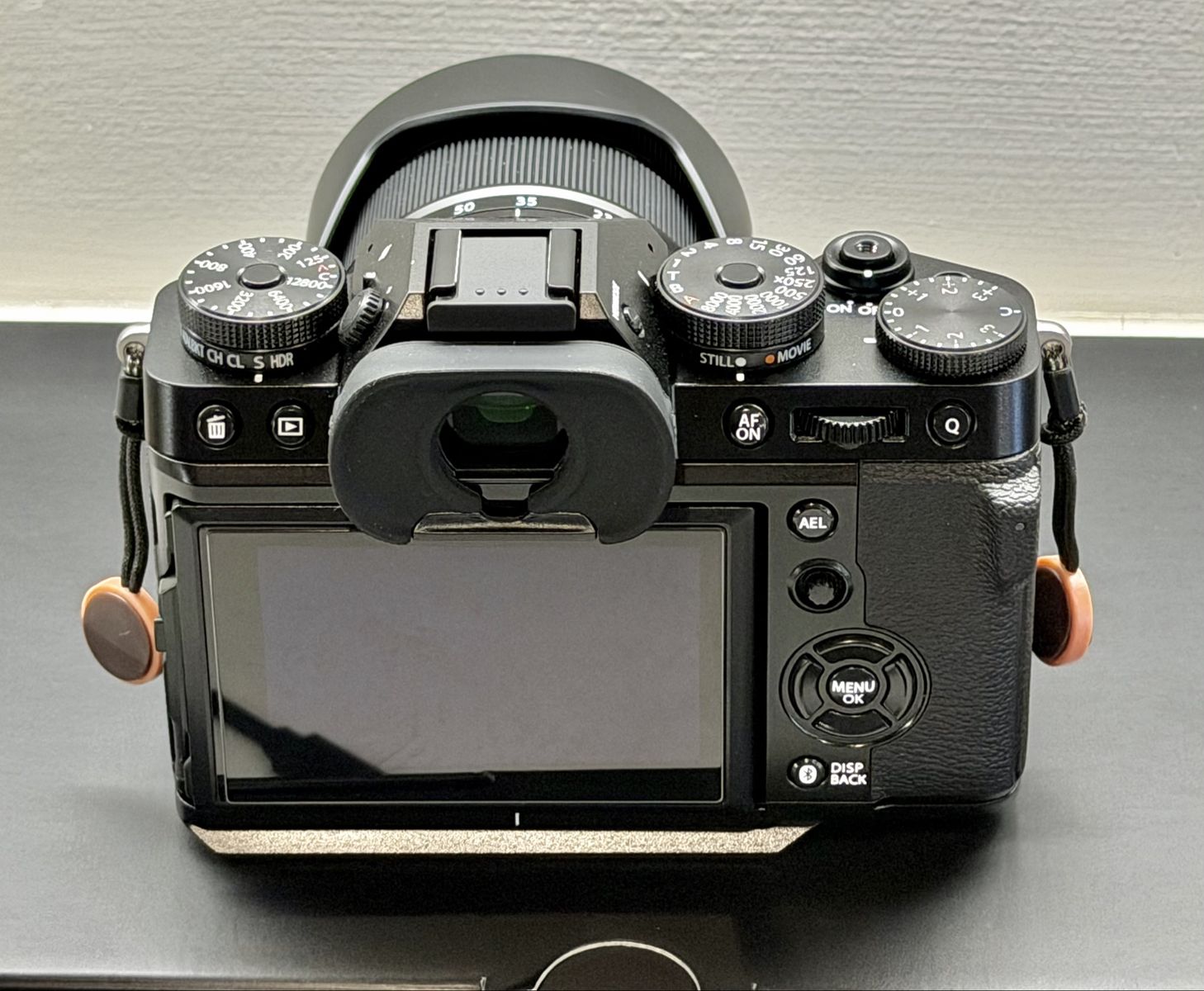 Main image 2