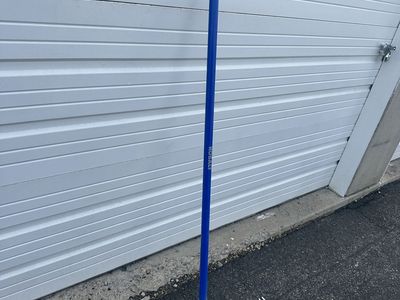 Kobalt 36-in Aluminum Landscape rake with Aluminum Handle