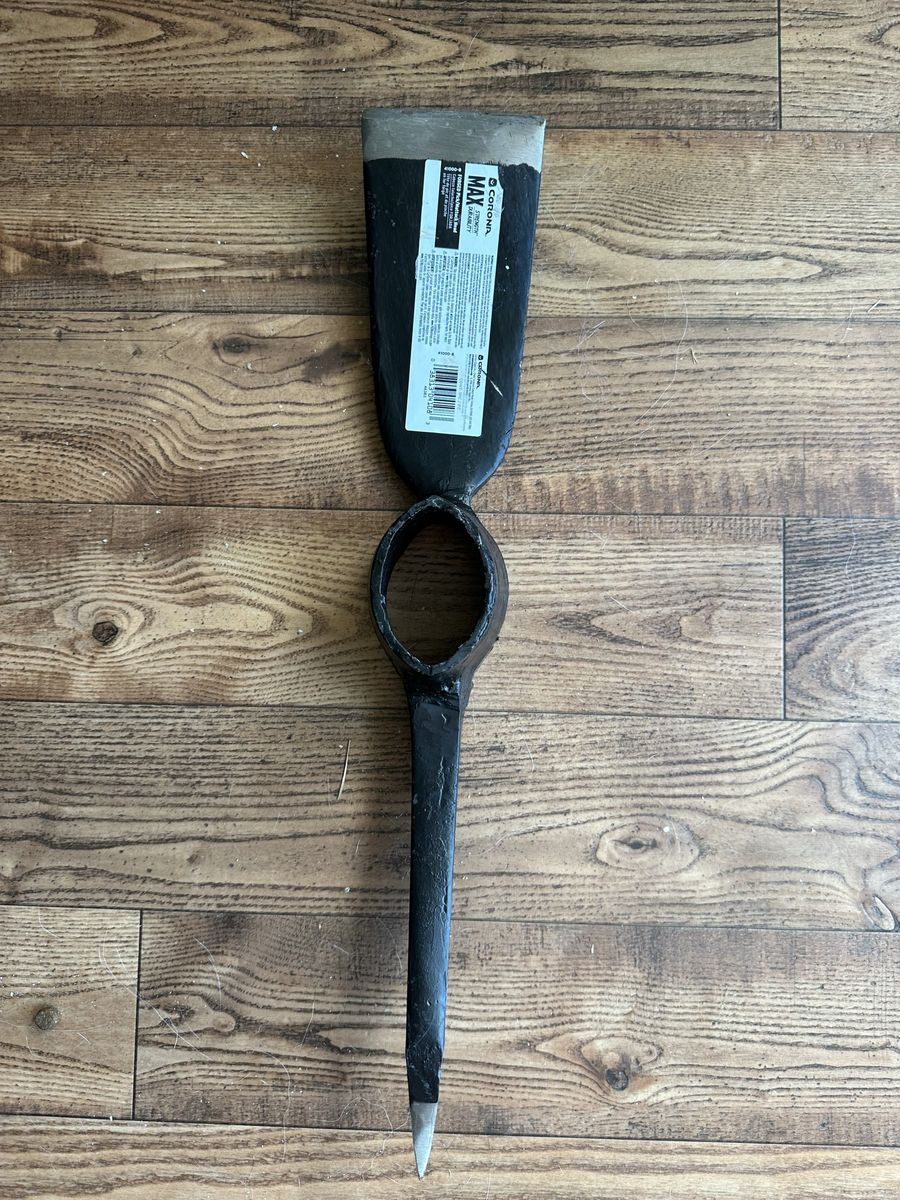 Pick axe head