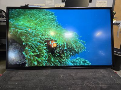 Sharp 4K Ultra HD AQUOS BOARD 4T-B70CT1U 70" Interactive Touchscreen LED Commercial TV Display