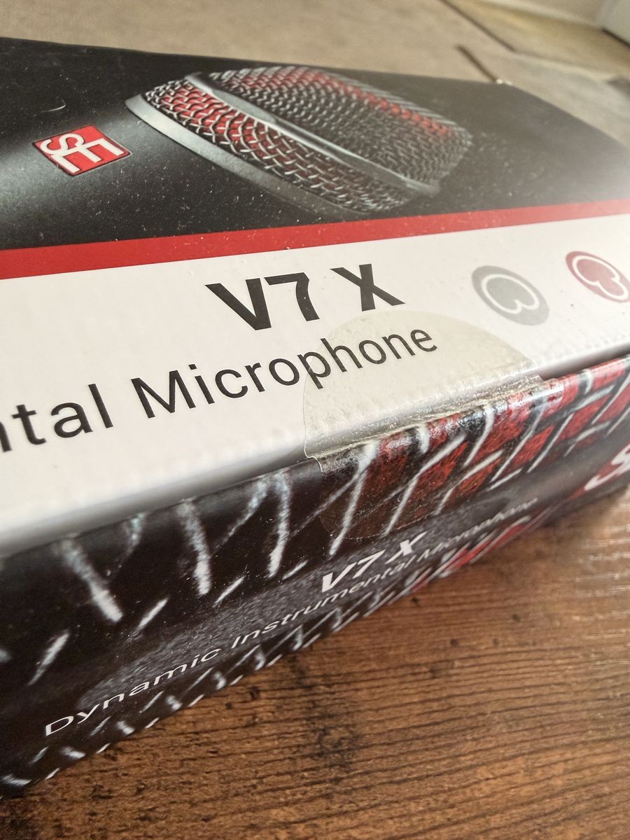 sE Electronics V7 X Supercardioid Dynamic Instrument Microphone