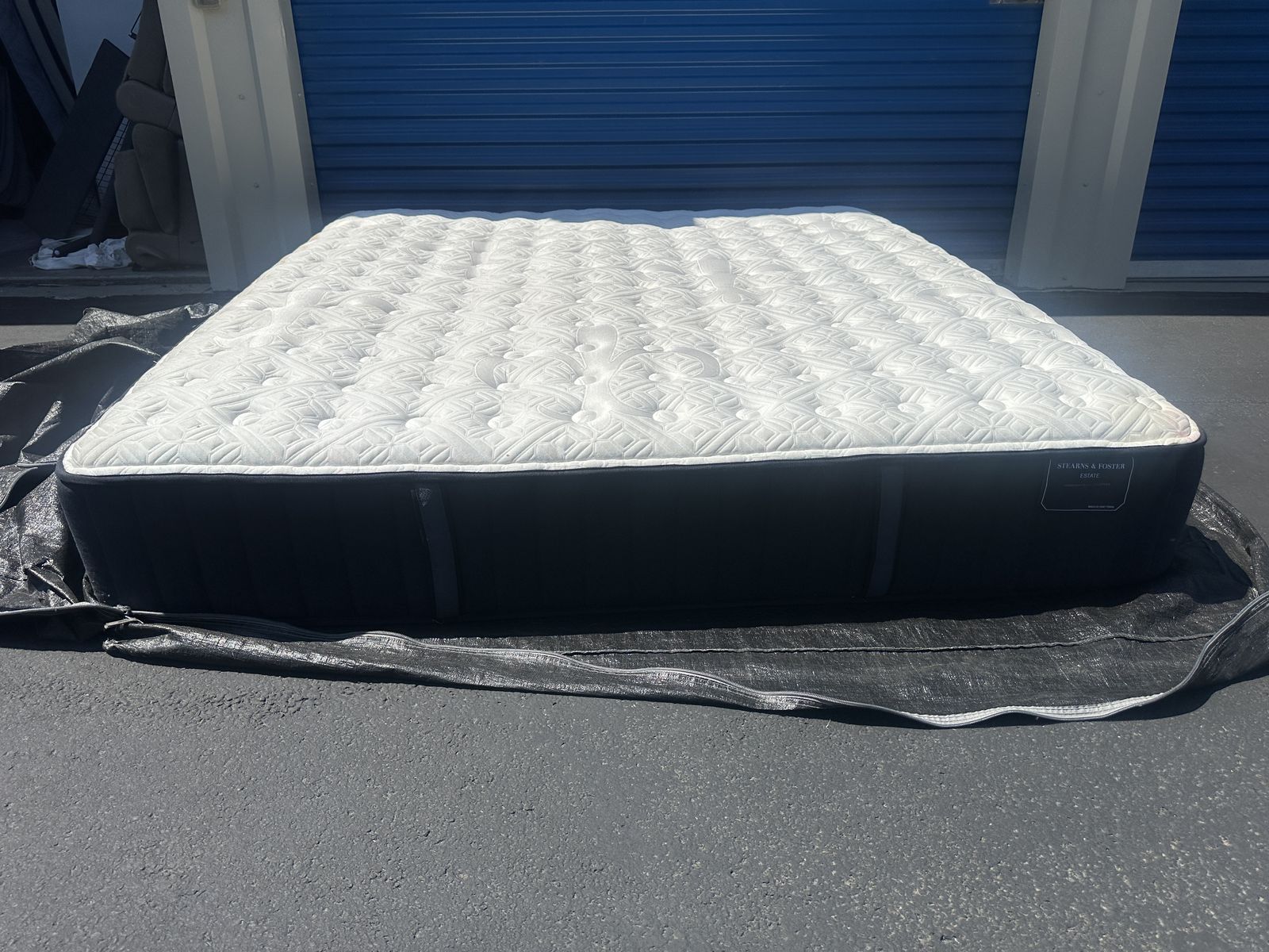 Luxury Stearns & Foster Estate King Mattress