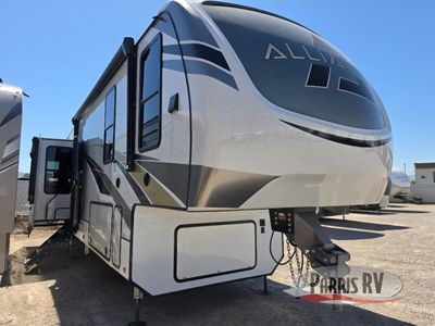 Used 2022 Alliance RV Paradigm 340RL