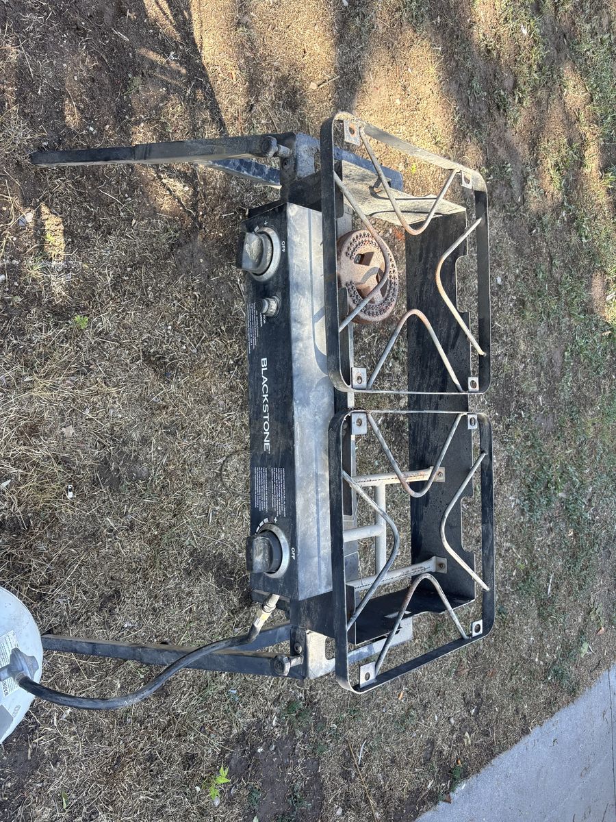 Main image 3