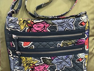 Vera Bradley Handbag
