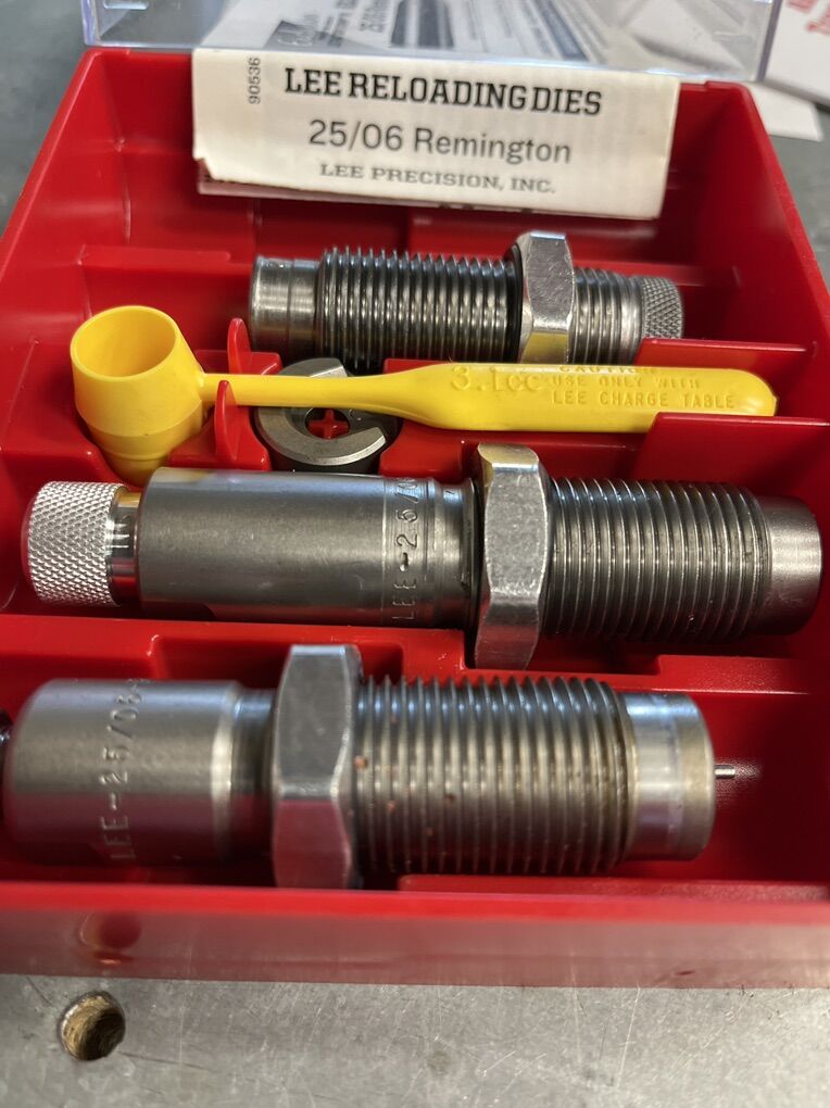 25/06 F L 3 DIe Set.