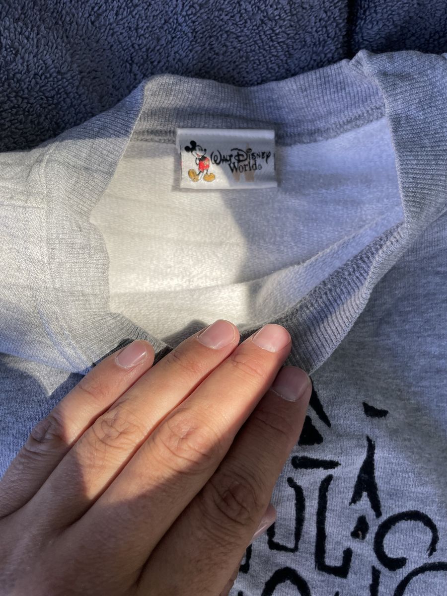 Vintage Walt Disney World XL Sweatshirt - Gray with Castle & Epcot Graphic, Made in Jordan